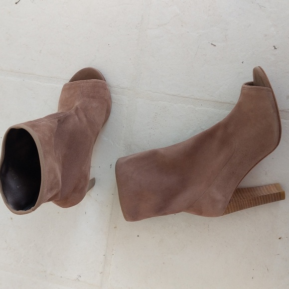 STUART WEITZMAN Peep Toe Ankle Heeled Boots - Picture 12 of 17